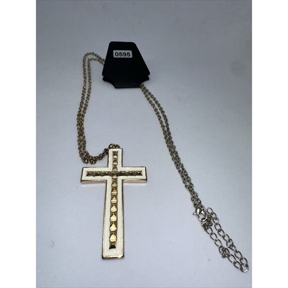 Cross Necklace Vtg White Enamel Gold Tone Rope Chain 28” - Picture 8 of 8